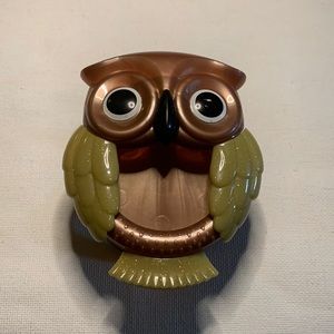 Owl car clip